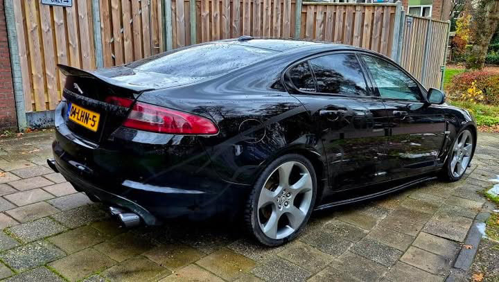 Jaguar XF Spoiler Ducktail Wing RearTrunk Boot Carbon Fibre 2008 - 2015