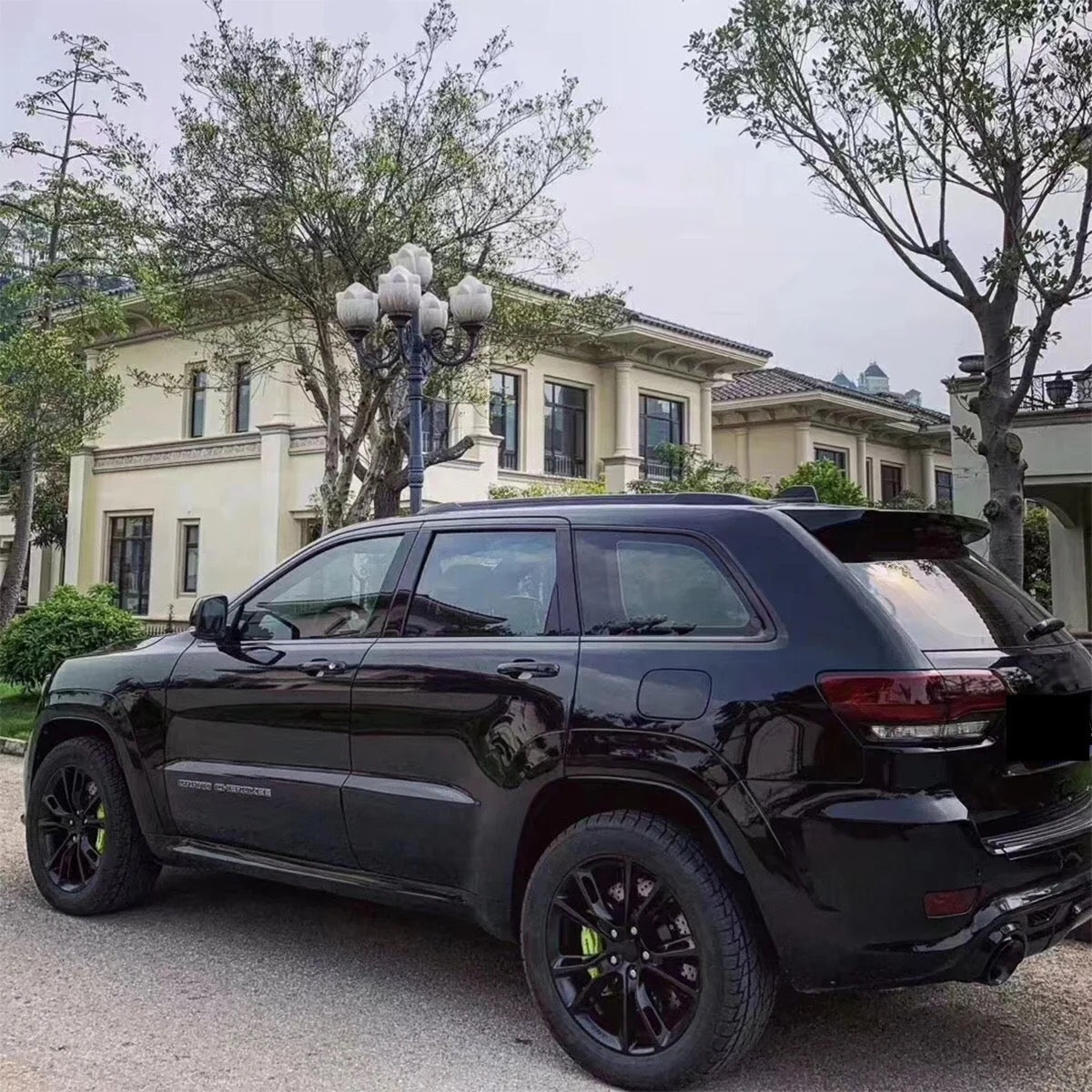 Jeep Grand Cherokee Body Kit 2014 - 2020 Complete SRT Facelift Upgrade with Hood