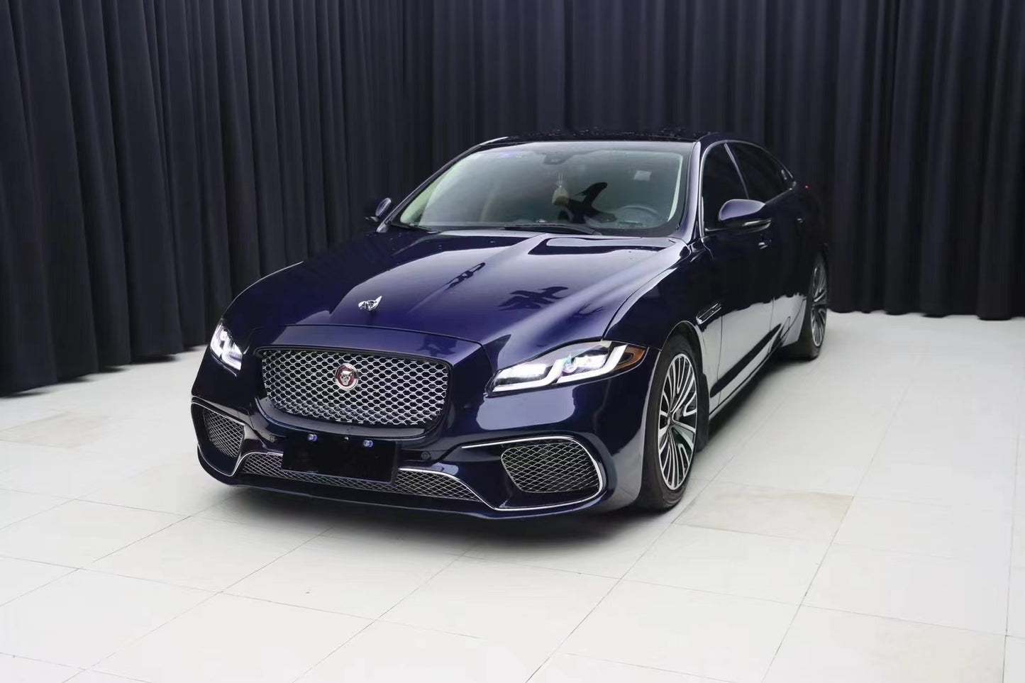 Jaguar XJ Body Kit 351 2010-2015 Includes Headlamps and Tail Lights