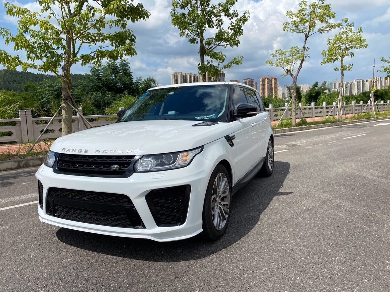 Range Rover Sport Body Kit 2013-2017 Upgrade SVR Facelift 2018+ (without new headlamps needed)